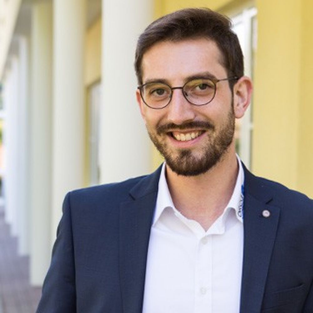 Portraitfoto Julian Maas